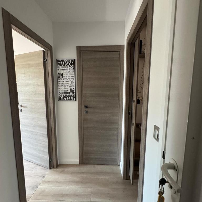 14484 deux pièces élégant et central - Appartement - 7