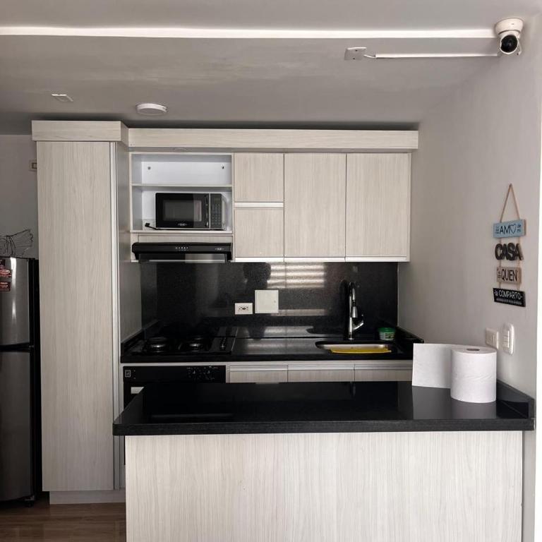 alojamiento en apartamento moderno - Apartamento de 1 dormitorio - 2