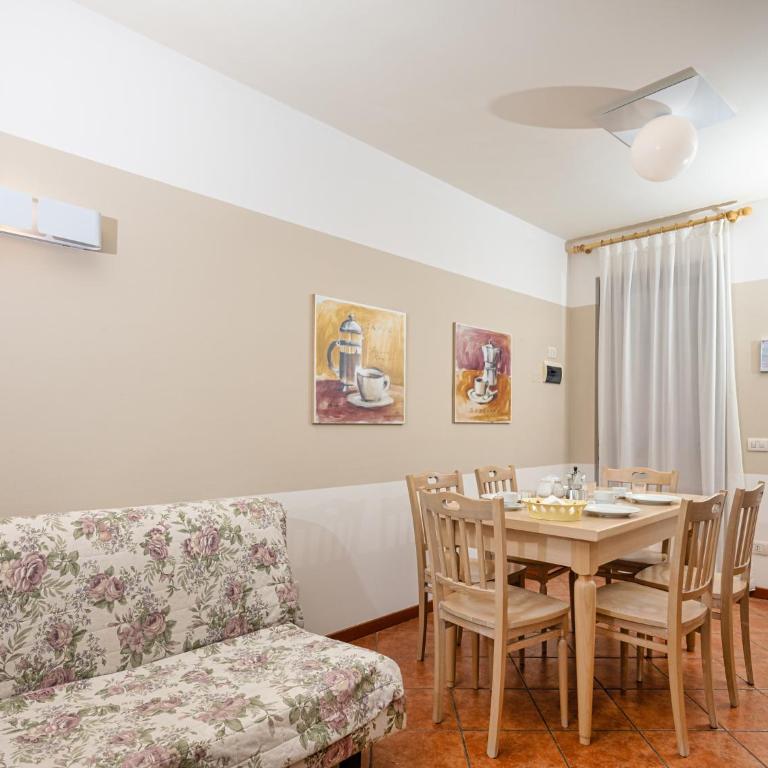 Apartment in Peschiera del Garda 22085 - Apartment - 2