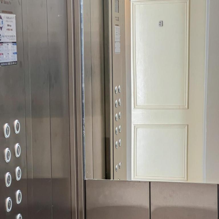 Entire apartment full equiped with balcony and city view - One-Bedroom Apartment - 24