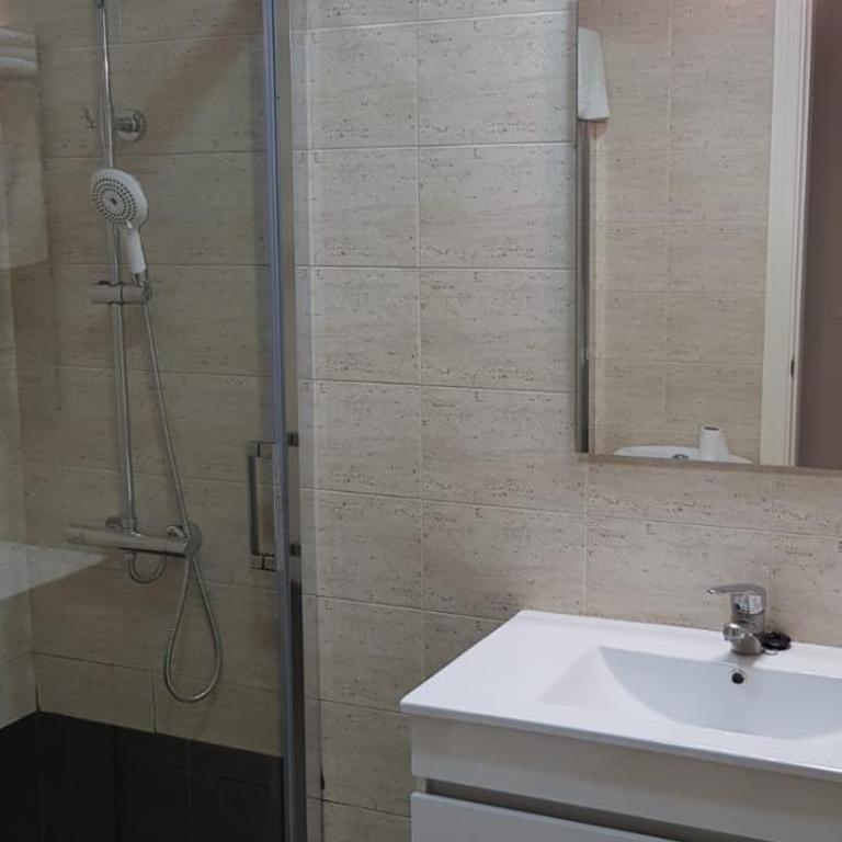 Madrid-Sol Apartment Short Term Staying - One-Bedroom Apartment - 5