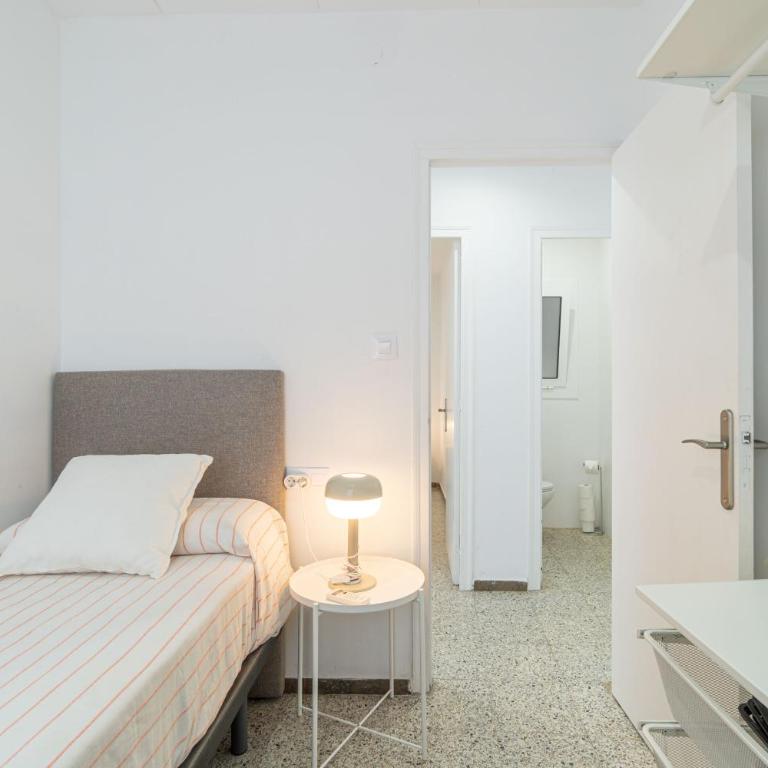 Roses Center 6 - Three-Bedroom Apartment - 15