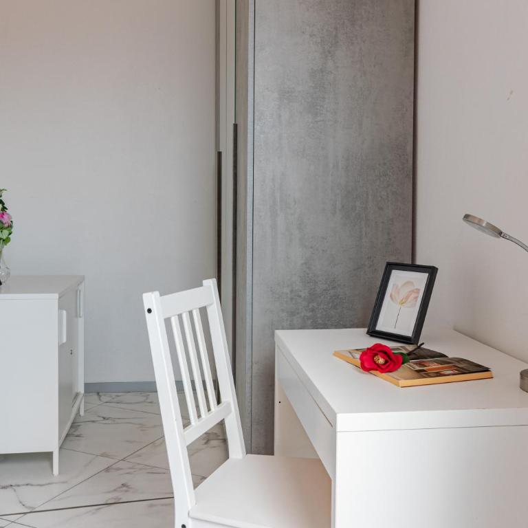brg sx- Attico terrazza vista panoramica Lungarni Pisani - Appartamento con 3 Camere da Letto e con Vista - 8