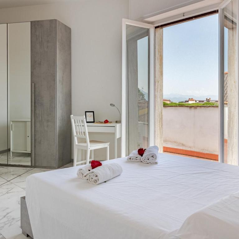 brg sx- Attico terrazza vista panoramica Lungarni Pisani - Appartamento con 3 Camere da Letto e con Vista - 31