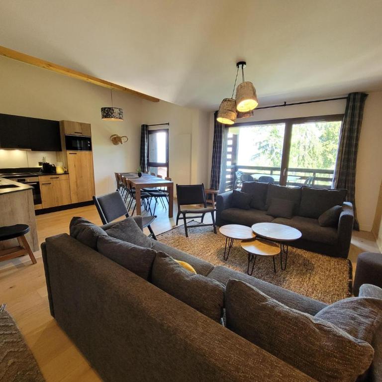 Les Roches du Mont Blanc - Résidence & Spa - Three-Bedroom Apartment 10 persons Montagne - 3