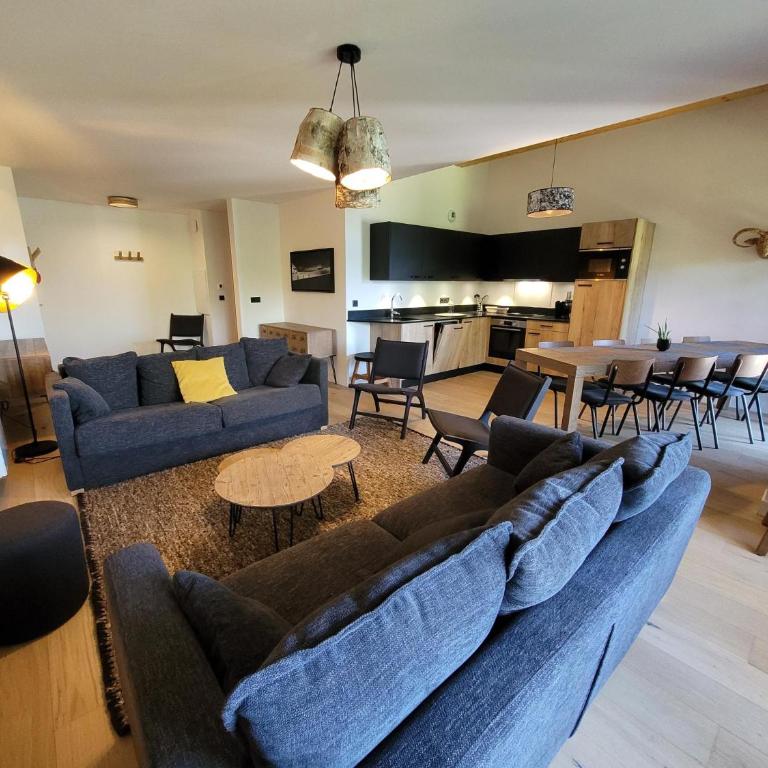 Les Roches du Mont Blanc - Résidence & Spa - Three-Bedroom Apartment 10 persons Montagne - 2