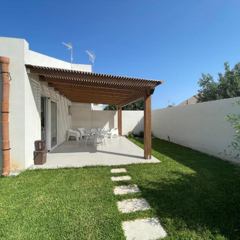 giorgia house - Three-Bedroom House - 9