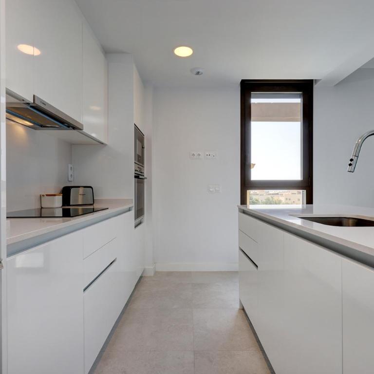 Las Mesas Modern Apartment with Pool in Estepona - Apartamento con vistas al mar - 12