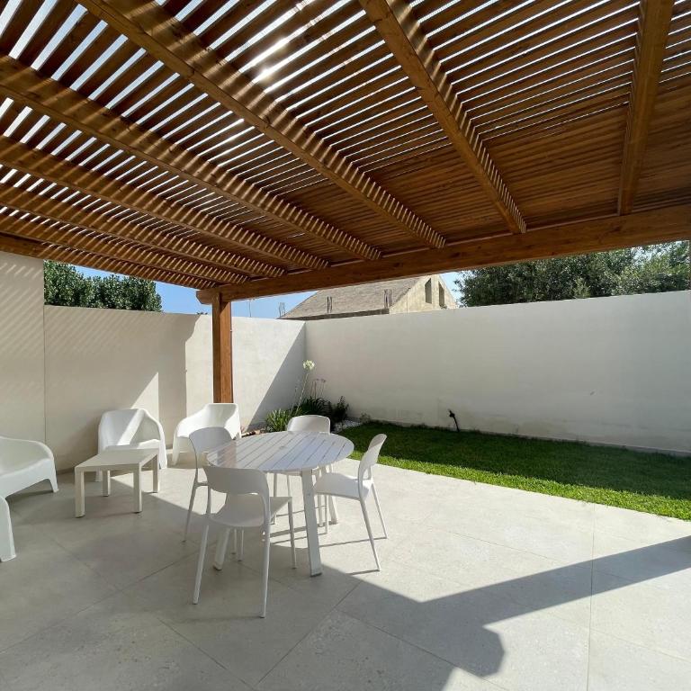 giorgia house - Three-Bedroom House - 10