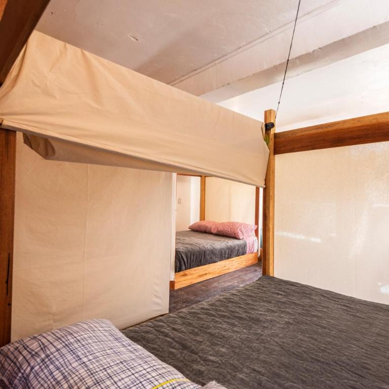 Wolf Totem Steam Punk Guesthouse - Cama en habitación compartida de 6 camas - 4