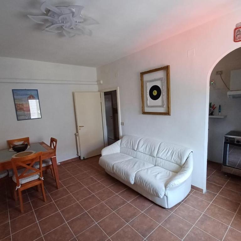 Centrale appartamento Via Roma - Appartamento con 2 Camere da Letto - 5