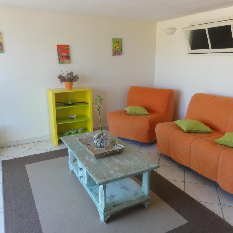 Gîtes Les 3 Cigales - Appartement (5 Adultes) - 18
