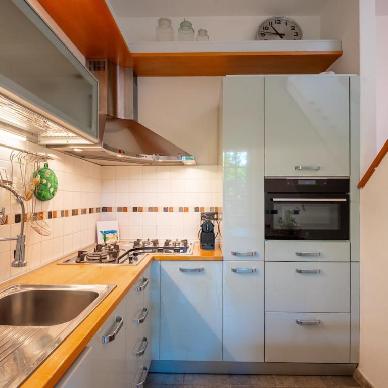 Villa Questa - Oasi sommersa nel Verde - Villa con 3 Camere da Letto - 7
