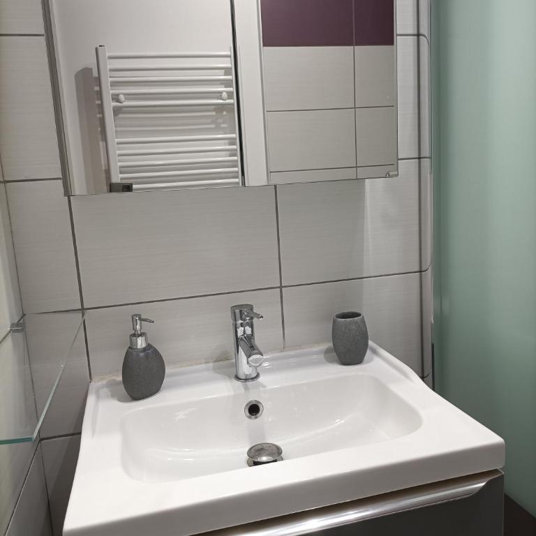 appartement Deux pièces au calme - Appartamento con 1 Camera da Letto - 10