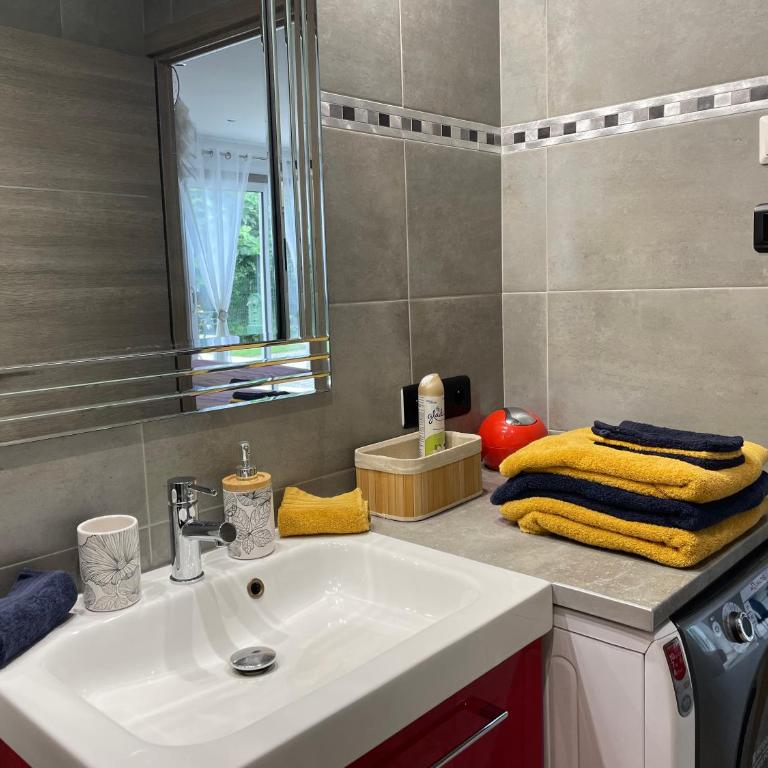 Appartement dans villa 4 personnes avec jacuzzi au calme - Appartement 1 Chambre - 20
