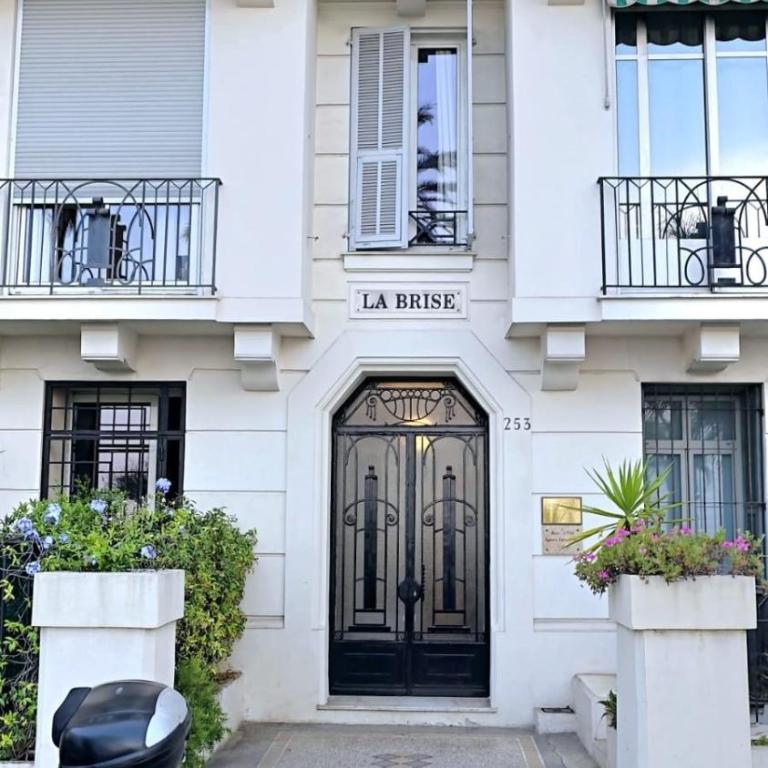 2P cosy à 2 min de la mer, Tram aéroport & centre - Appartement 1 Chambre - 17