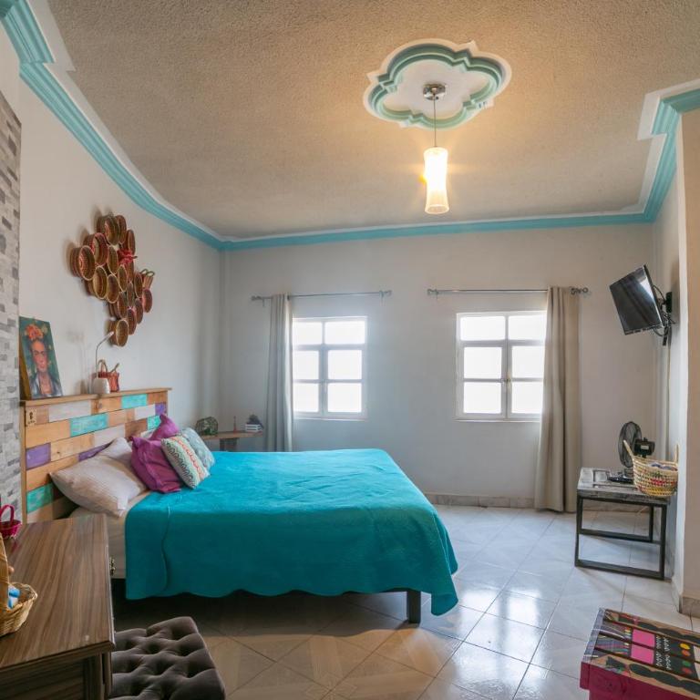 Casa El Ombligo de la Luna - King Room with Private Bathroom - 15