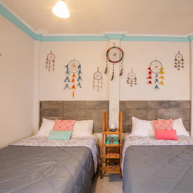 Casa El Ombligo de la Luna - Quadruple Room with Private Bathroom - 16