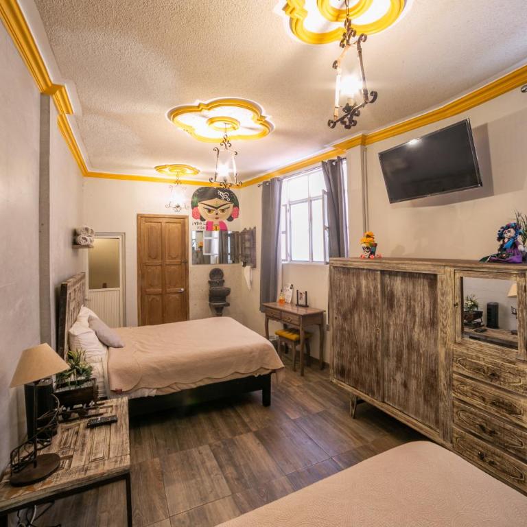 Casa El Ombligo de la Luna - Quadruple Room with Private Bathroom - 16
