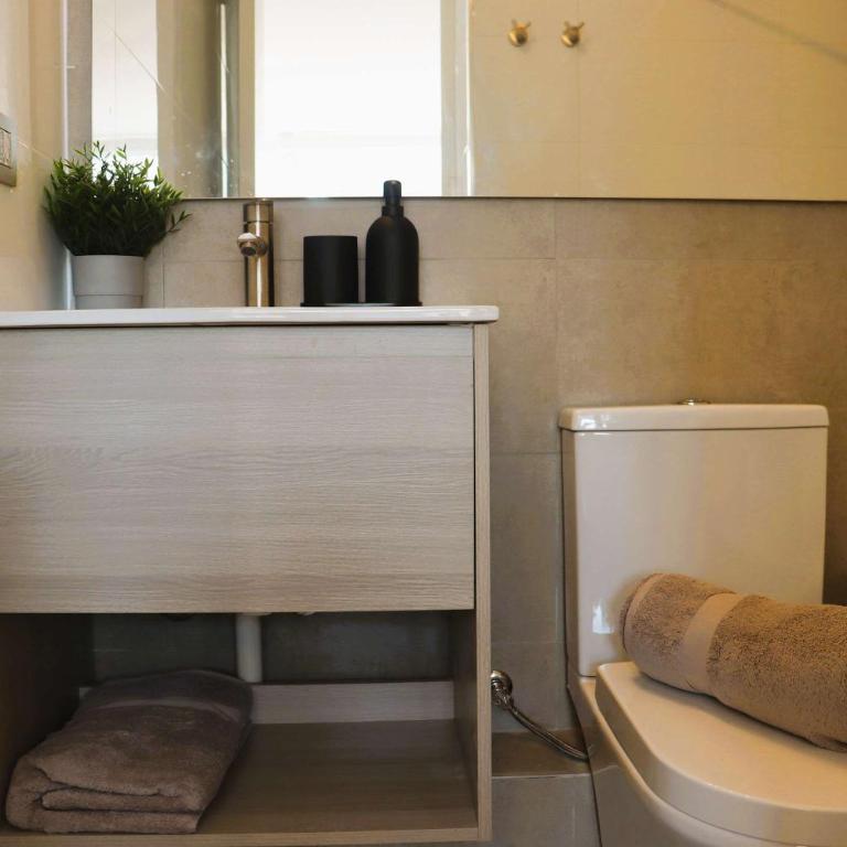 HOM I Parking Privado I Mall Plaza Egaña I WIFI - Apartment - 26