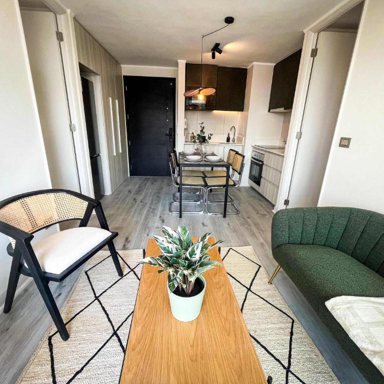HOM I Piscina I Mall Plaza Egaña I Gym I Wifi I Metro - Apartment - 82