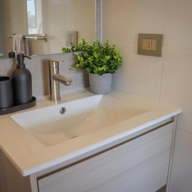 HOM I Depto 2D2B en Nunoa Mall Plaza Egana 4PAX - Apartment - 85