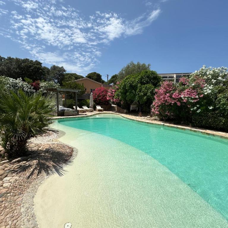Luxueuse Villa, Hyper centre PORT de PORTO VECCHIO - Villa - 26