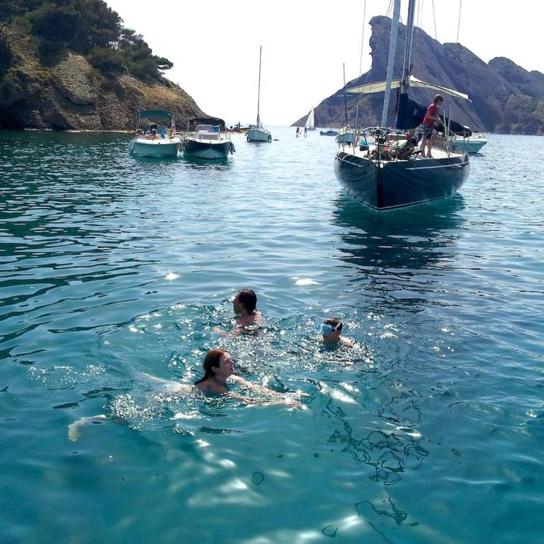 La Ciotat Mer Grand Studio proche des Quais du Port, du centre piéton et des Plages - Estudio - 1