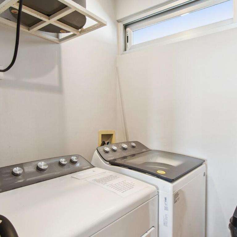 Beautiful Long stay Unit with Premium Ameneties - One-Bedroom Apartment - 13