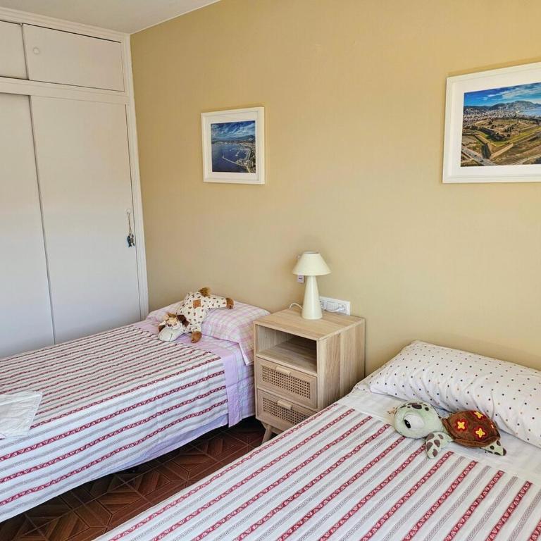 Amplio y luminoso apartamento con terraza a 5 min del mar - Three-Bedroom Apartment with View - 15