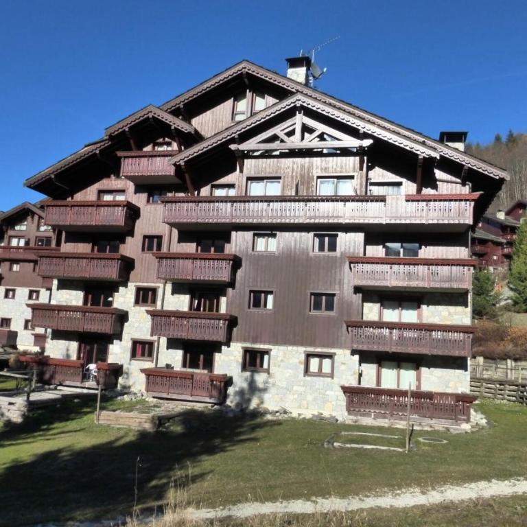 Résidence Fermes De Meribel Bat C - Confortable appartement 3 pièces pour 4 personnes aux pieds des pistes aves accès à la piscine situé à Meribel Village MAE-1800 - Appartement - 11