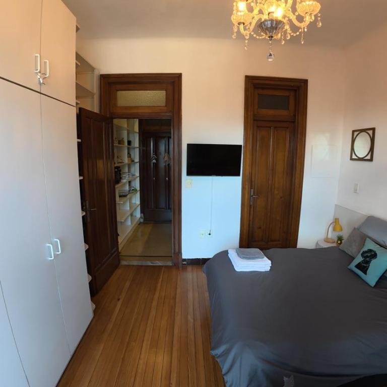 great view of Plaza de Independencia - One-Bedroom Apartment - 18