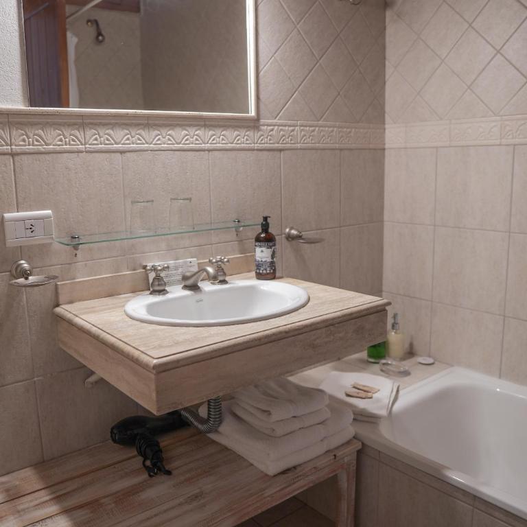 El Bosque by DOT Tradition - Habitación Triple Estándar - 4