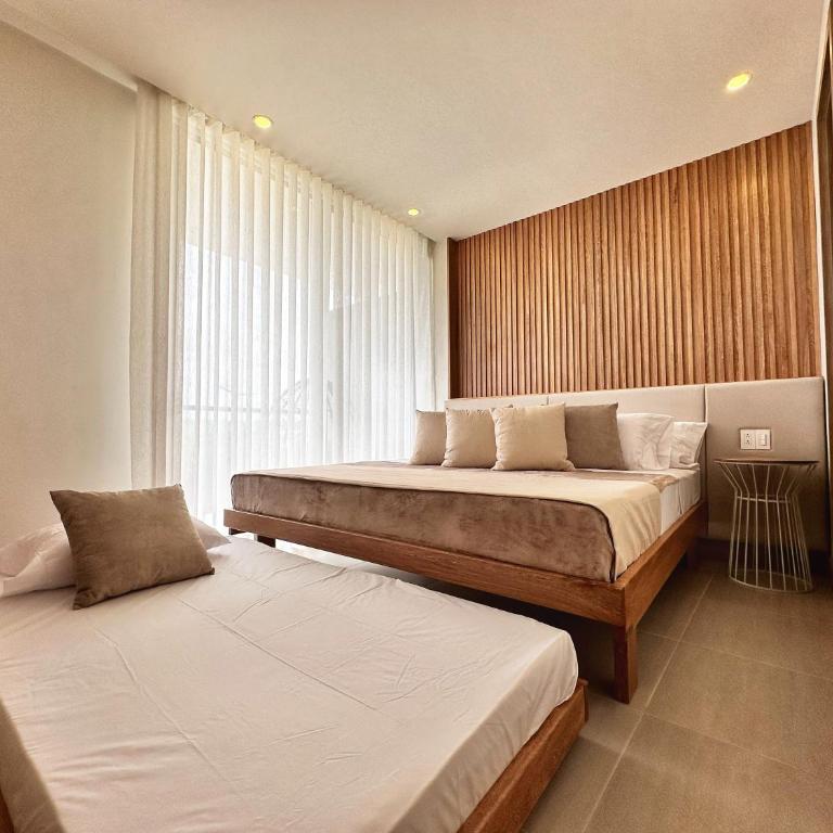 Spectacular Beachfront Apartment - Two-Bedroom Apartment - 15