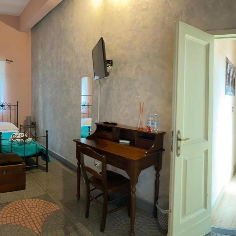 Catania city center appartaments - Double Room with Private Bathroom - 5