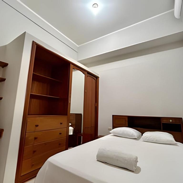 Vive a 5Min del centro 3HAB con A/C Cochera Privad - Villa - 40