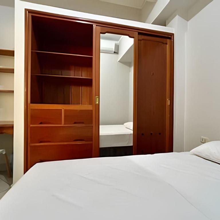 Vive a 5Min del centro 3HAB con A/C Cochera Privad - Villa - 47