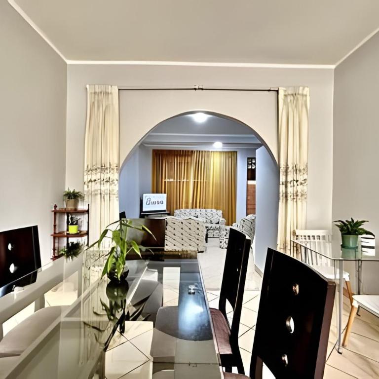 Vive a 5Min del centro 3HAB con A/C Cochera Privad - Villa - 9
