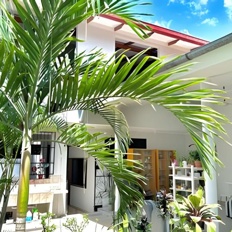 Vive a 5Min del centro 3HAB con A/C Cochera Privad - Villa - 30