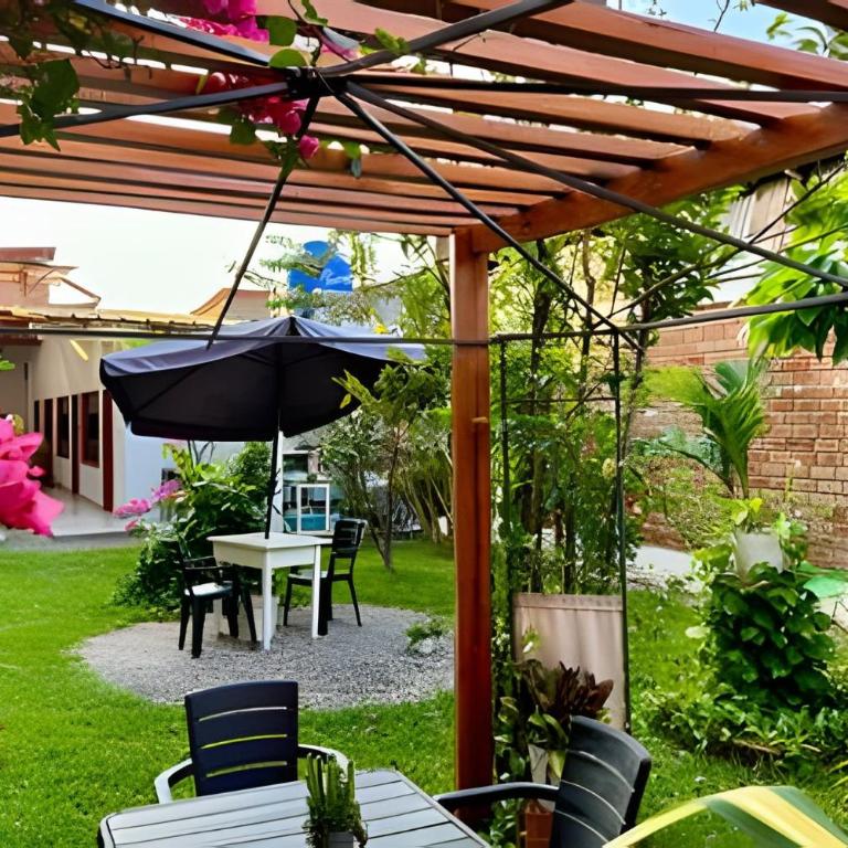 Piscina Privada Casa a 5Min centro 3HAB con A/C - Villa - 27