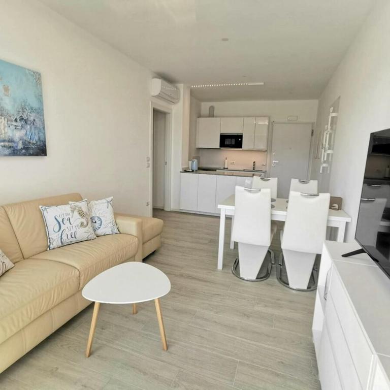 Jesolo Pineta Fronte Mare - Jl Blue Apartments C25 - Two-Bedroom Apartment - 9