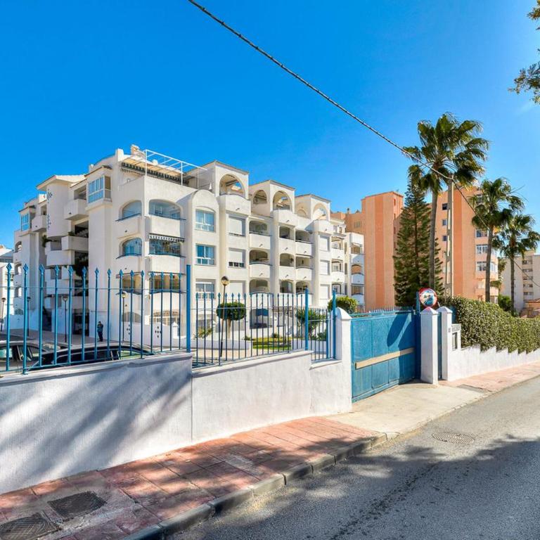 Luminoso ático con vistas al mar y terraza amplia - Two-Bedroom Apartment - 36