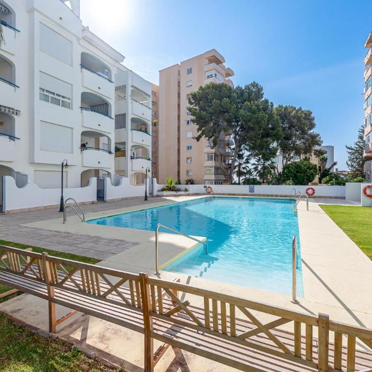 Luminoso ático con vistas al mar y terraza amplia - Two-Bedroom Apartment - 30