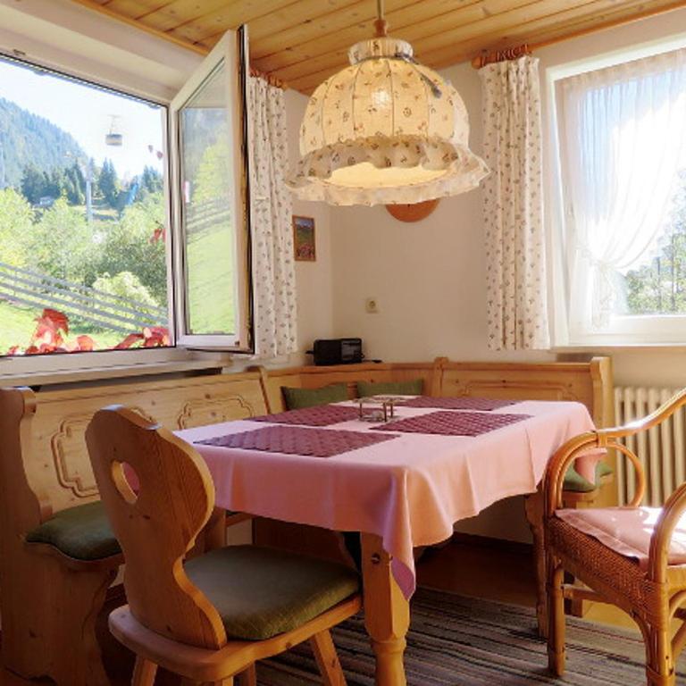 Ferienwohnungen Lind - Apartment mit Blick auf die Berge - 4