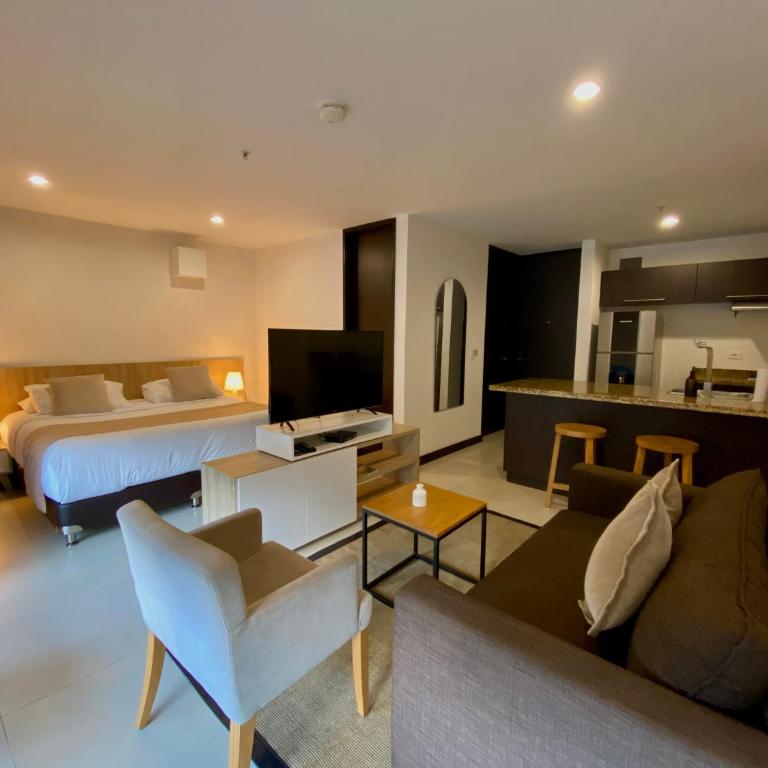 Suites - Hotel Rioverde - Estudio con 1 cama grande - 3