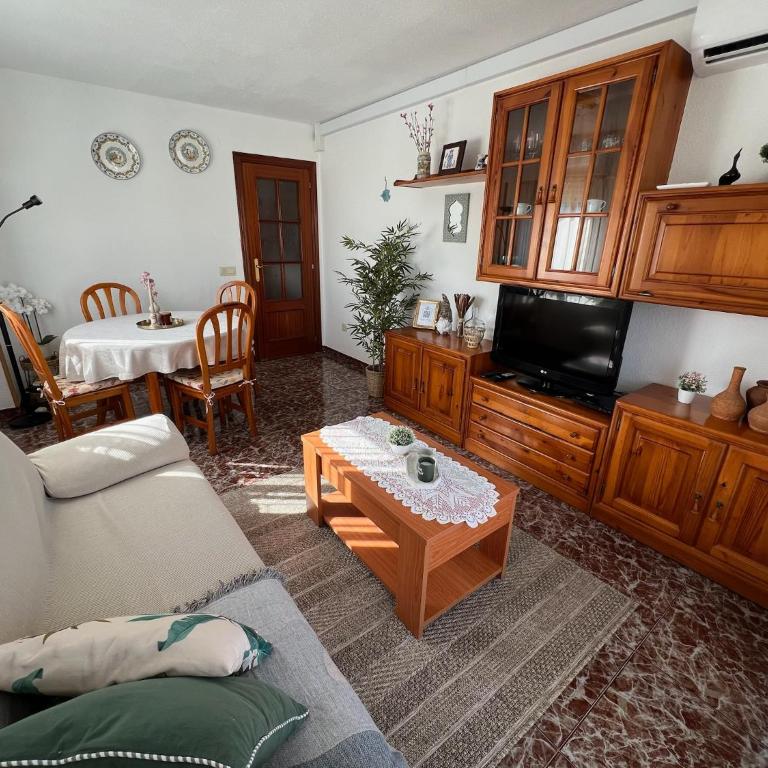 Apartment on Paseo Rosa dels Vents with AC - Apartamento de 2 dormitorios - 2