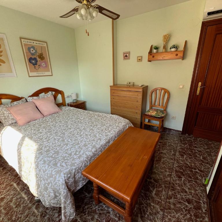 Apartment on Paseo Rosa dels Vents with AC - Apartamento de 2 dormitorios - 4