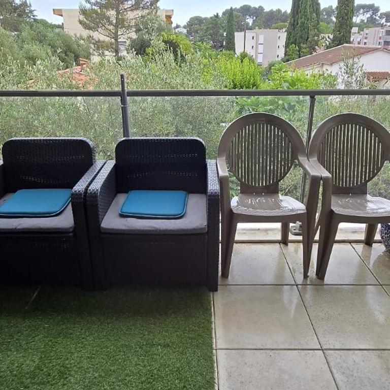T2 42 m2 private residence parking - Appartement 1 Chambre - 13