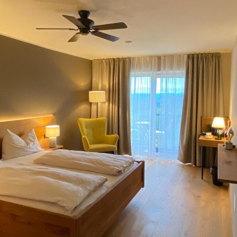 HerrgottHö - Doppelzimmer mit Balkon (2 Erwachsene + 1 Kind) - 5