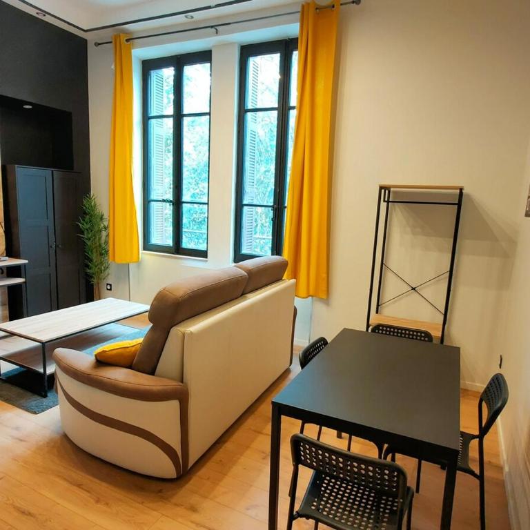 Loft moderne dans un palace bourgeois - Appartement 2 Chambres - 22